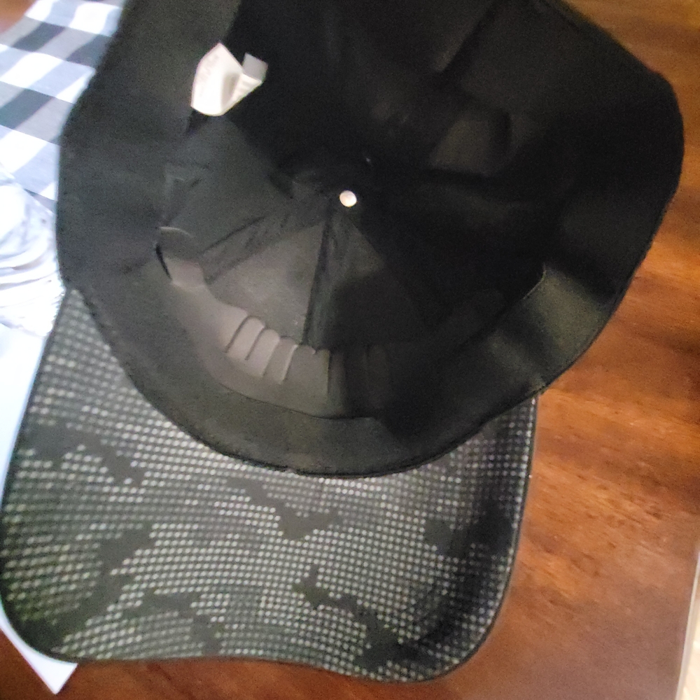 Layer 8 Black and Gray Men's Hat